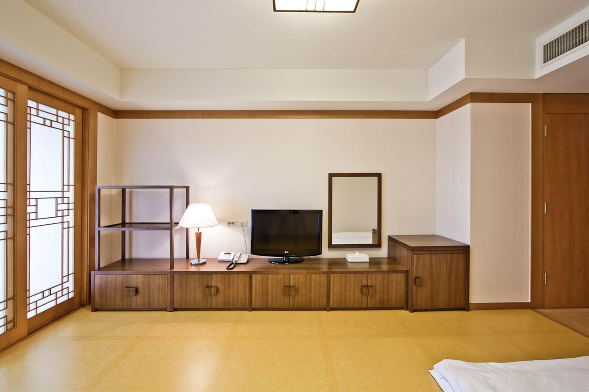 Hotel Hyundai By Lahan Mokpo Yeongam Extérieur photo